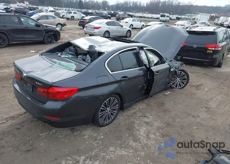 2019 BMW 530I xDrive z USA, uszkodzony, nr VIN WBAJA7C55KWW24133